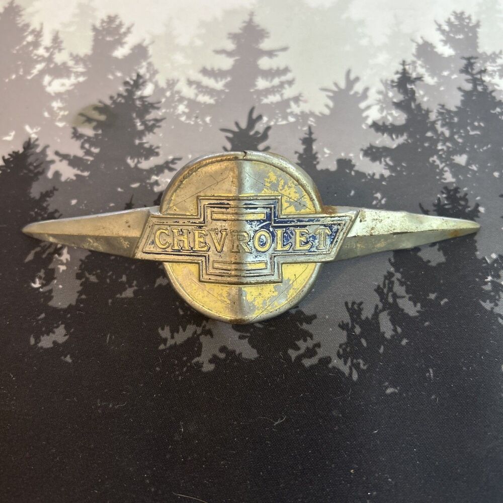 1934 1935 1936 CHEVY GRILL NAMEPLATE EMBLEM